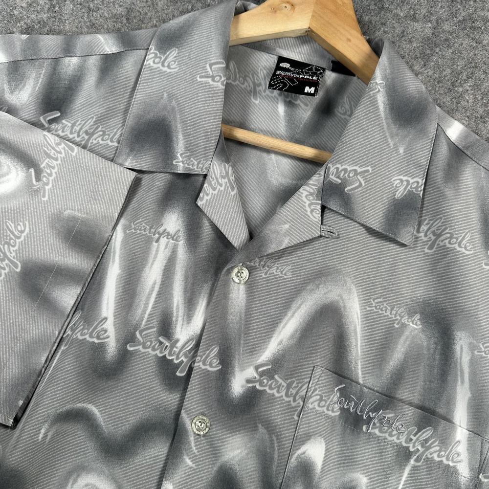 Southpole Shirt Mens Medium Gray Silver Allover Logo Button Up Short Sleeve